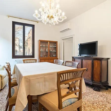 Del Remer Apartment - 5Mins From San Marco Sq Venedig Exterior foto